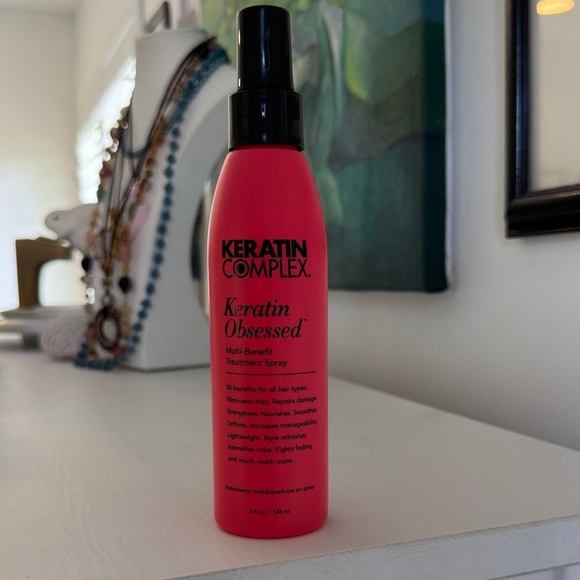 Keratin Complex Obsessed Multi-Benefit Treatment Spray NWT - Picture 1 of 5